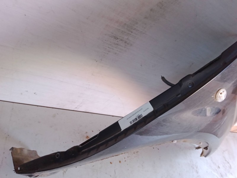 Recambio de aleta delantera derecha para nissan x-trail ii (t31) 2.0 dci 4x4 referencia OEM IAM   