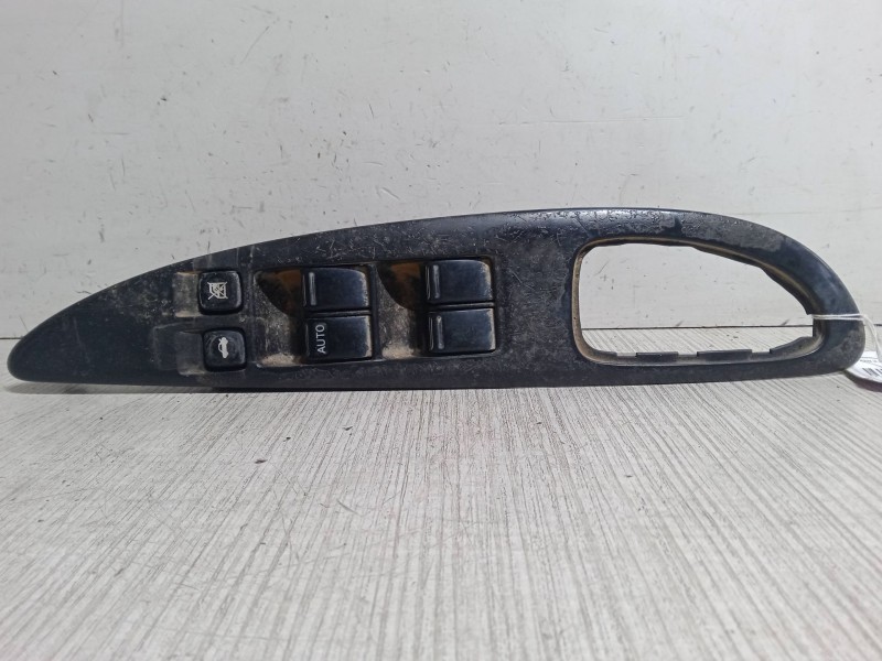 Recambio de mando elevalunas delantero izquierdo para nissan primera hatchback (p12) 1.6 referencia OEM IAM   