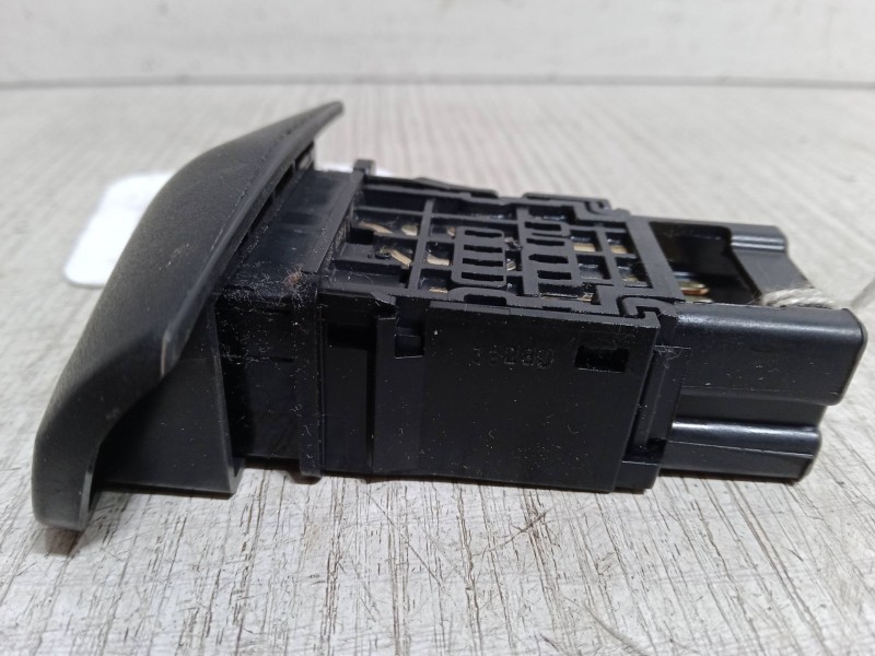 Recambio de warning para nissan primera hatchback (p12) 1.6 referencia OEM IAM   