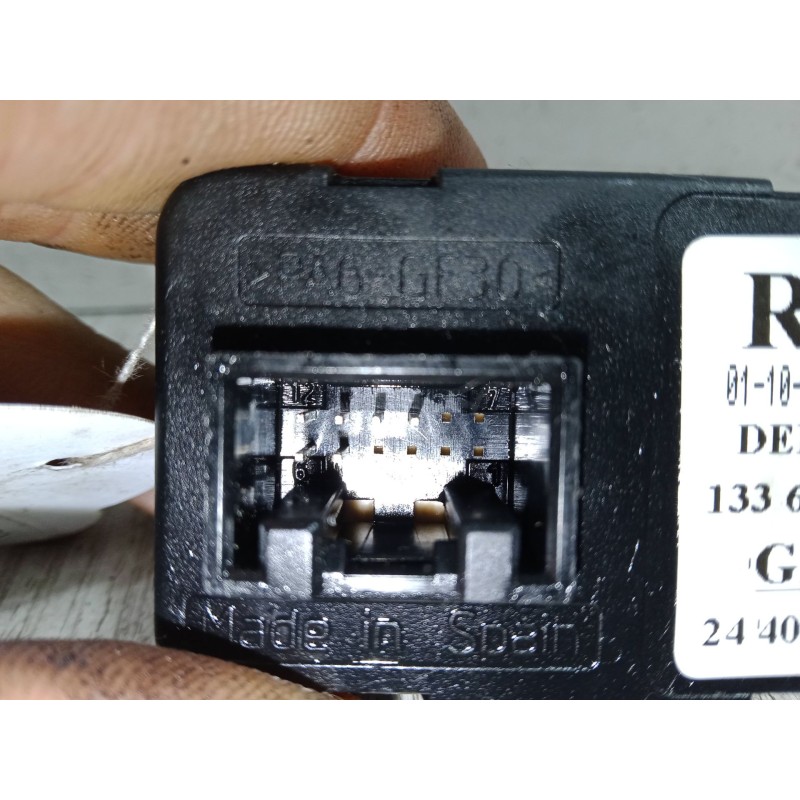 Recambio de mando elevalunas delantero izquierdo para opel meriva a monospace (x03) 1.7 dti (e75) referencia OEM IAM   