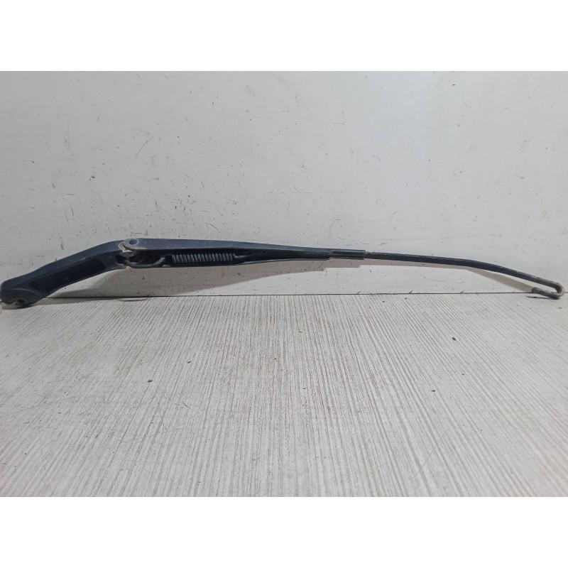 Recambio de brazo limpia delantero izquierdo para opel meriva a monospace (x03) 1.7 dti (e75) referencia OEM IAM   