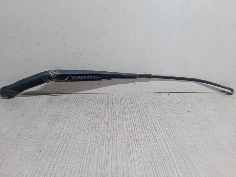 Recambio de brazo limpia delantero izquierdo para opel meriva a monospace (x03) 1.7 dti (e75) referencia OEM IAM   