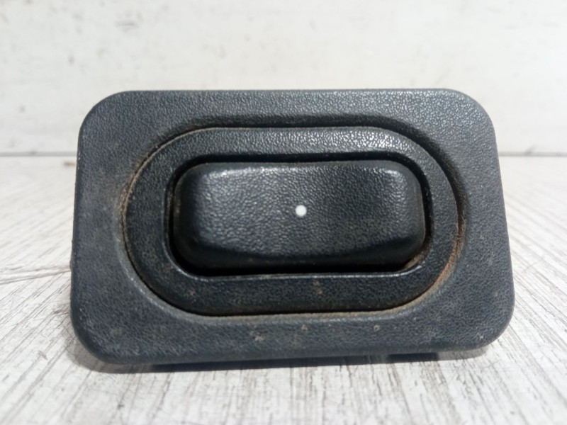 Recambio de mando elevalunas delantero derecho para opel meriva a monospace (x03) 1.7 dti (e75) referencia OEM IAM   