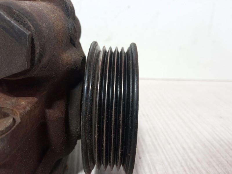 Recambio de bomba servodireccion para ford fiesta v (jh_, jd_) 1.4 16v referencia OEM IAM 5MD1730  