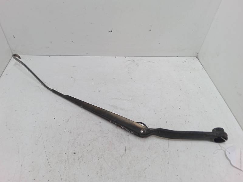 BRAZO LIMPIA DELANTERO IZQUIERDO 
