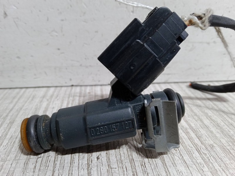 Recambio de inyector para opel crossland x / crossland (p17, p2qo) 1.2 (75) referencia OEM IAM 0280157127  