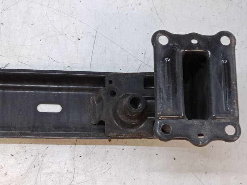 Recambio de refuerzo paragolpes delantero para hyundai ix35 (lm, el, elh) 1.7 crdi referencia OEM IAM   