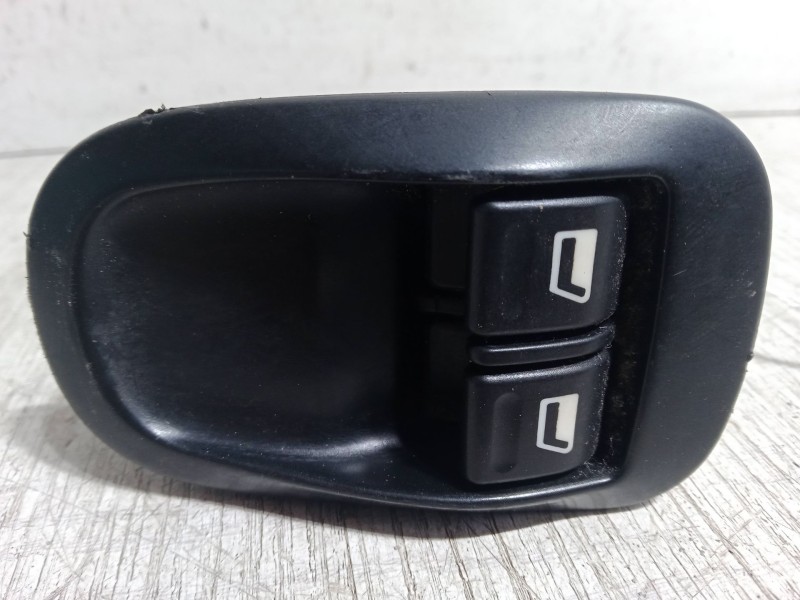 Recambio de mando elevalunas central para peugeot 206 sw (2e/k) 1.4 referencia OEM IAM   