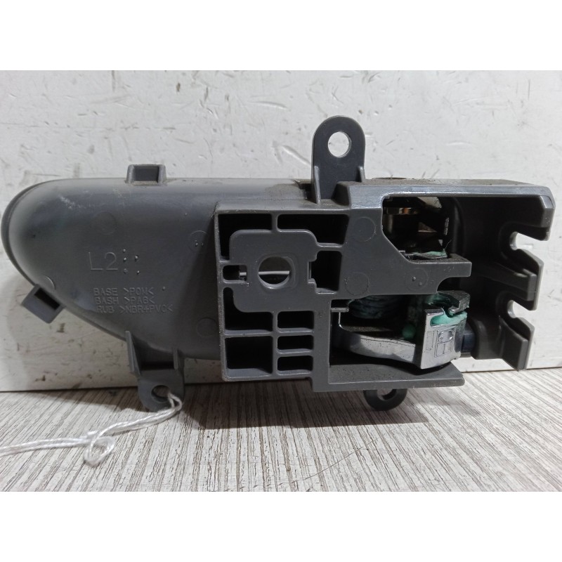 Recambio de maneta interior puerta trasera izquierda para nissan x-trail ii (t31) 2.0 dci 4x4 referencia OEM IAM   