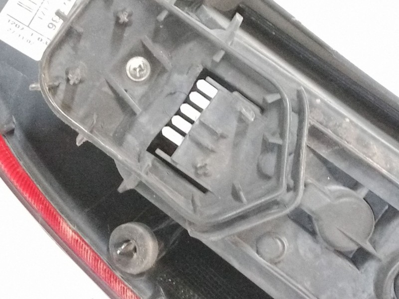 Recambio de piloto trasero izquierdo para opel corsa c (x01) 1.2 (f08, f68) referencia OEM IAM 09114336  89302171