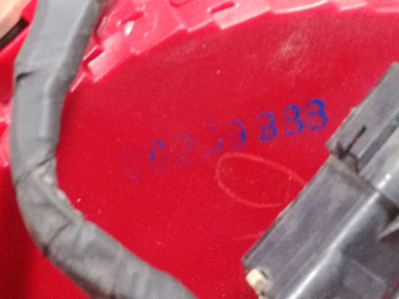 Recambio de piloto trasero derecho para kia carens iii monospace (un) 2.0 crdi 140 referencia OEM IAM   