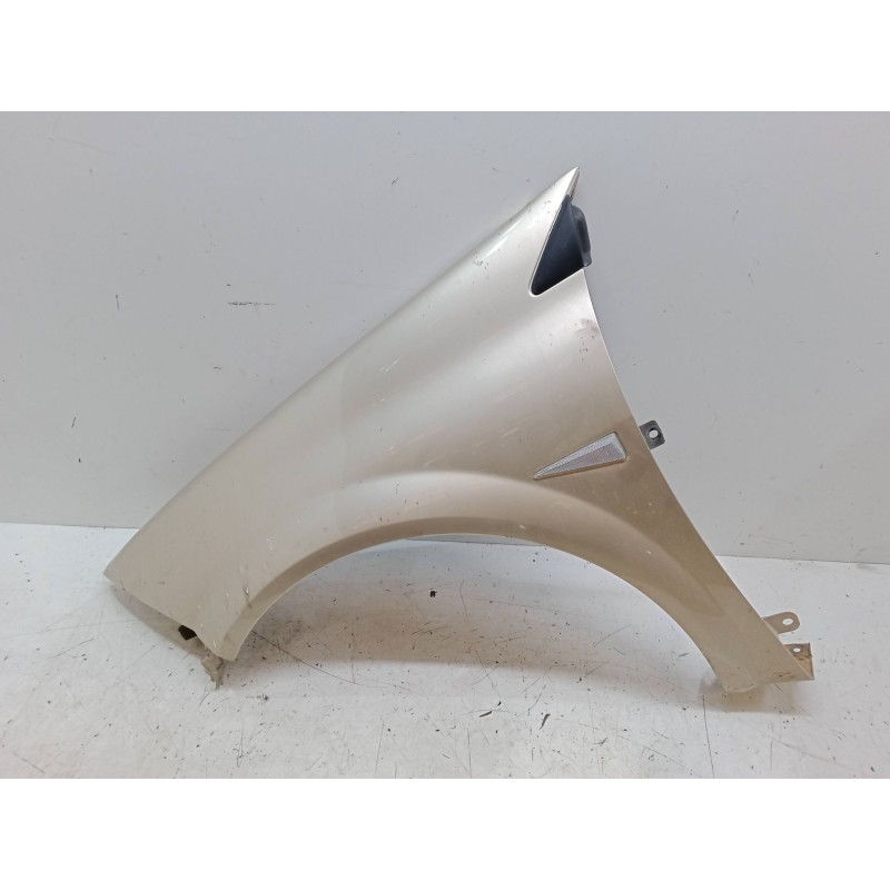 Recambio de aleta delantera izquierda para renault megane ii (bm0/1_, cm0/1_) 1.4 16v (bm0b, cm0b) referencia OEM IAM   