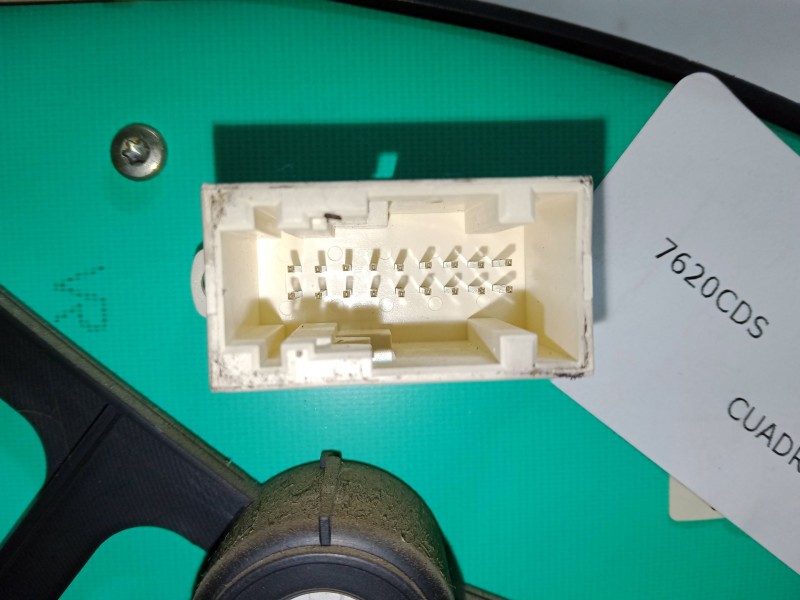 Recambio de cuadro instrumentos para peugeot 206 hatchback (2a/c) 2.0 hdi 90 referencia OEM IAM 9648837280  