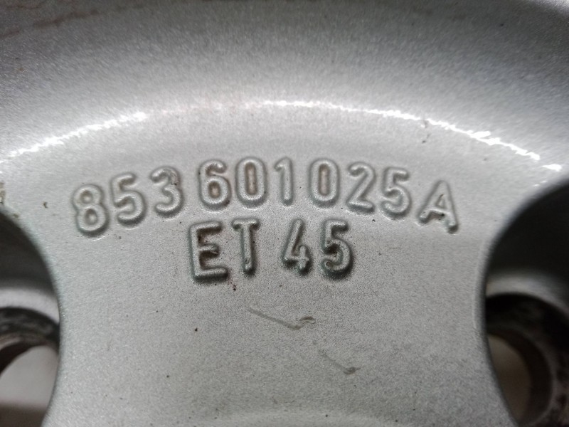 Recambio de llanta alumino 14´´ para audi 80 b3 sedán (893, 894, 8a2) 1.6 referencia OEM IAM 853601025A  