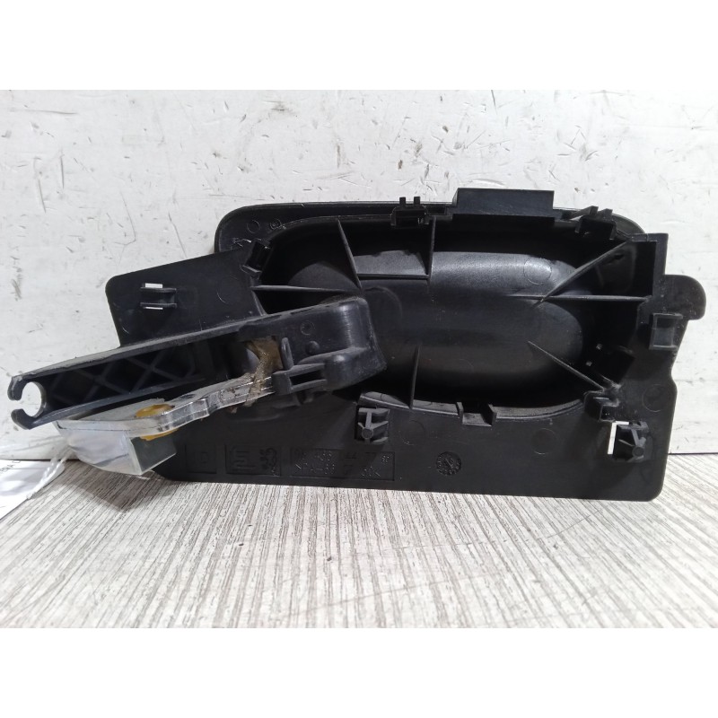 Recambio de maneta interior puerta delantera derecha para peugeot 307 break (3e) 2.0 hdi 90 referencia OEM IAM   
