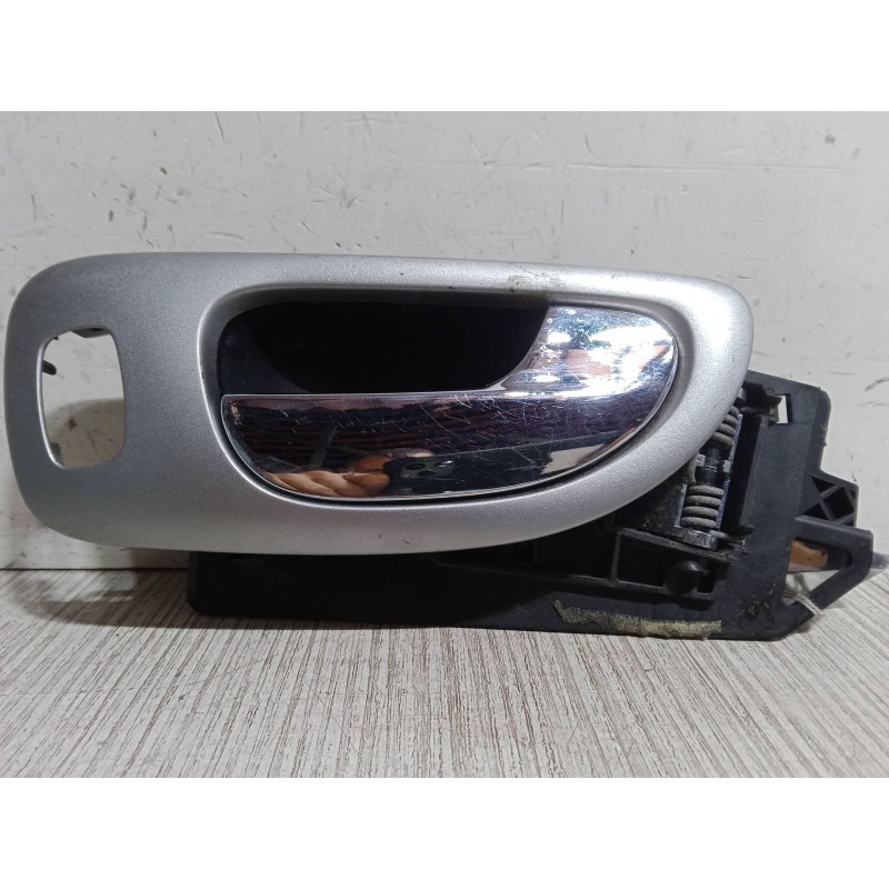 Recambio de maneta interior puerta trasera derecha para peugeot 307 break (3e) 2.0 hdi 90 referencia OEM IAM   