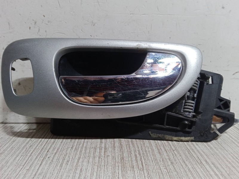 Recambio de maneta interior puerta trasera derecha para peugeot 307 break (3e) 2.0 hdi 90 referencia OEM IAM   