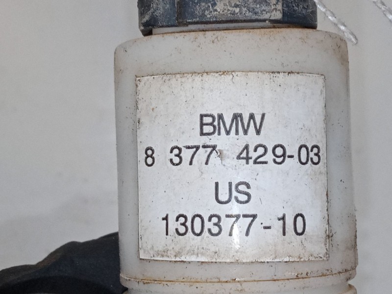 Recambio de bomba limpiaparabrisas para mini mini (r50, r53) cooper referencia OEM IAM 8377429  