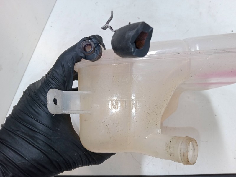 Recambio de botella expansion para ford focus i (daw, dbw) 1.8 tdci referencia OEM IAM    Recambio de botella expansion para ford focus i (daw, dbw) 1.8 tdci referencia OEM IAM