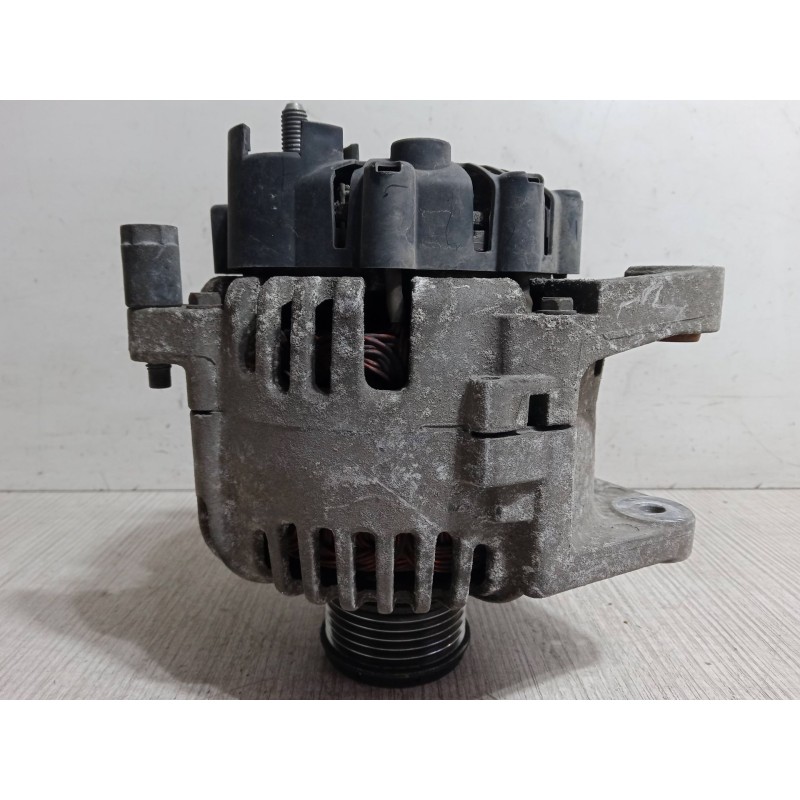 Recambio de alternador para nissan note (e11, ne11) 1.5 dci referencia OEM IAM 8200667608A  2543562B