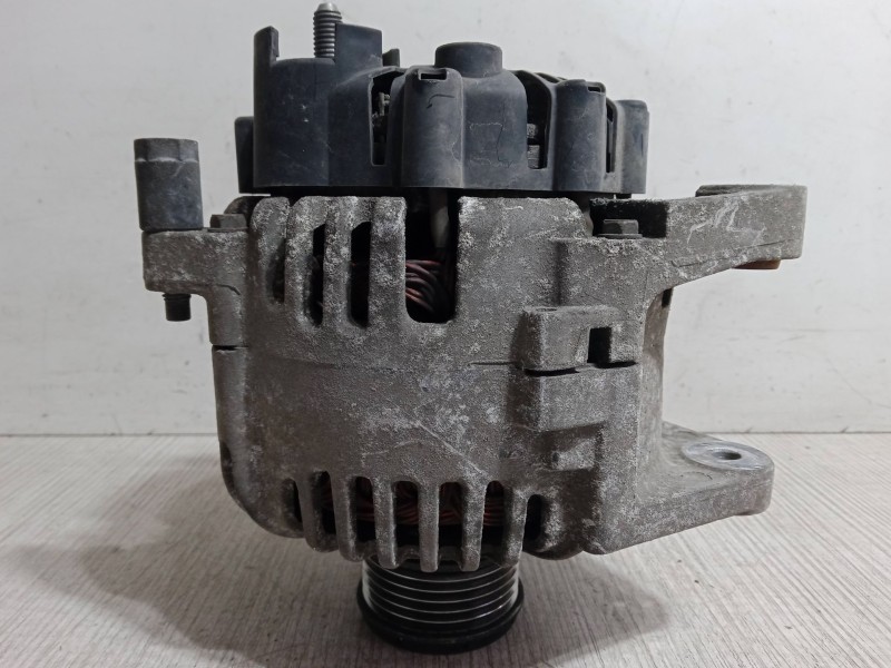 Recambio de alternador para nissan note (e11, ne11) 1.5 dci referencia OEM IAM 8200667608A  2543562B