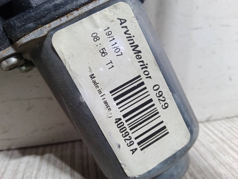 Recambio de elevalunas electrico trasero derecho para nissan note (e11, ne11) 1.5 dci referencia OEM IAM 400929A  