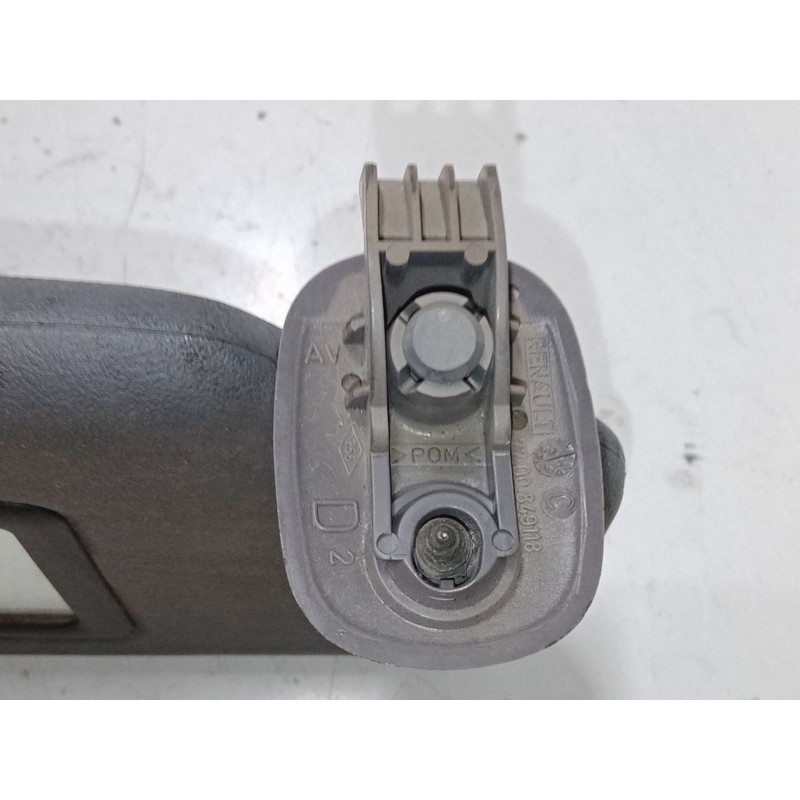 Recambio de parasol derecho para renault clio ii (bb_, cb_) 1.4 (b/cb0c, b/cb0s) referencia OEM IAM   