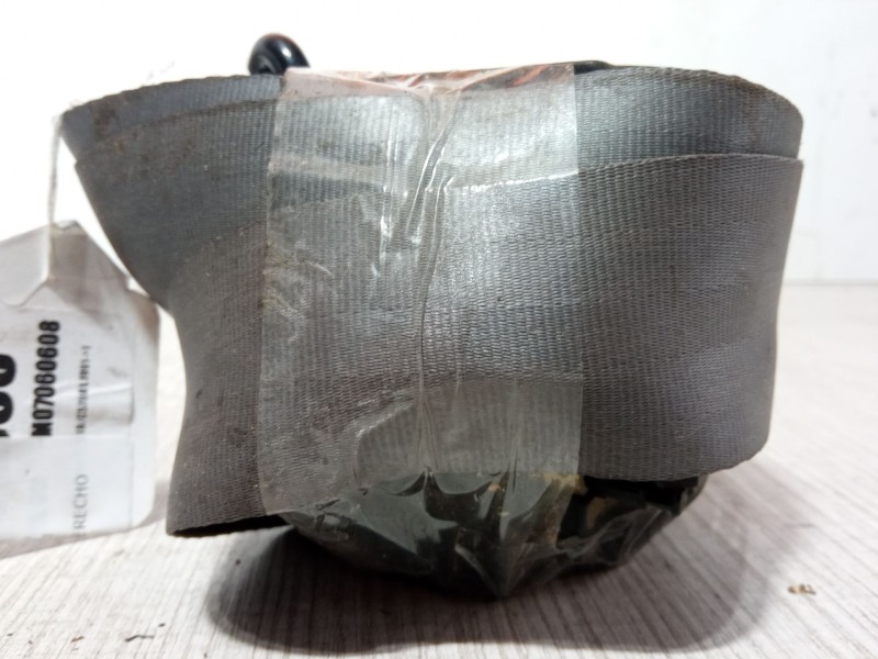 Recambio de cinturon seguridad trasero derecho para renault clio i (b/c57_, 5/357_) 1.2 (b/c/s57a, b/c57s, 5/357f, 5/357j, 5/357