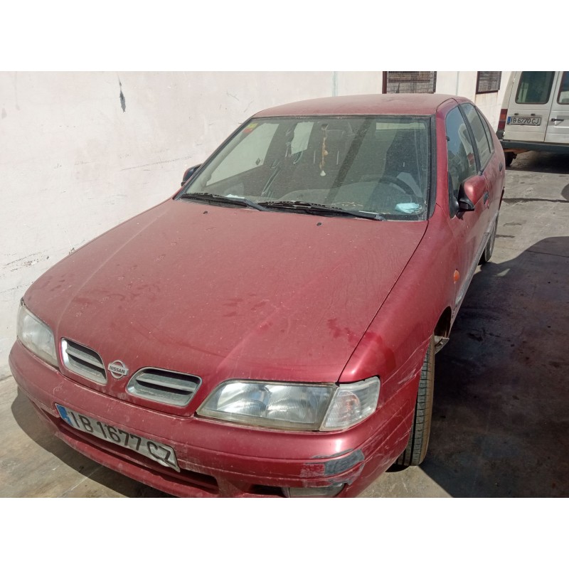 nissan primera hatchback (p11) del año 1998