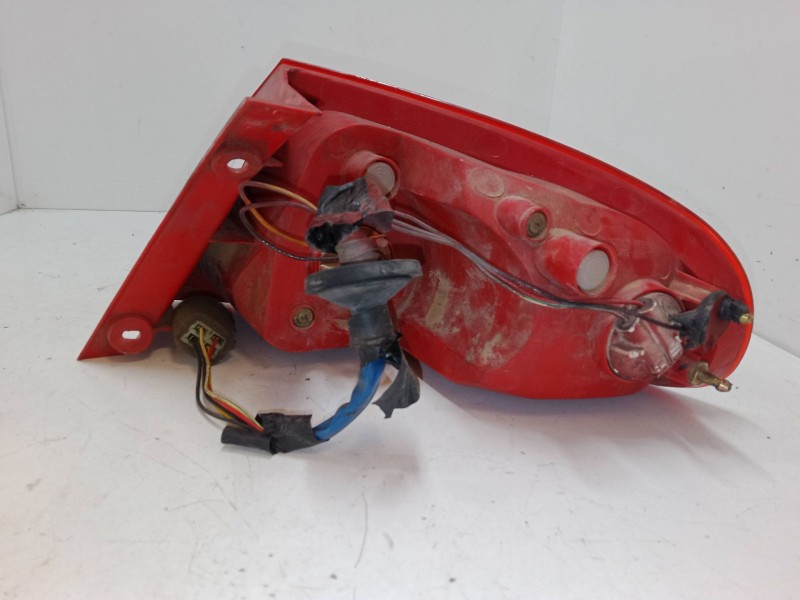 Recambio de piloto trasero izquierdo para chevrolet lacetti (j200) 1.4 16v referencia OEM IAM   