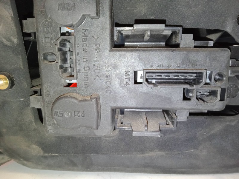 Recambio de piloto trasero derecho para seat ibiza ii (6k1) 1.4 i referencia OEM IAM   