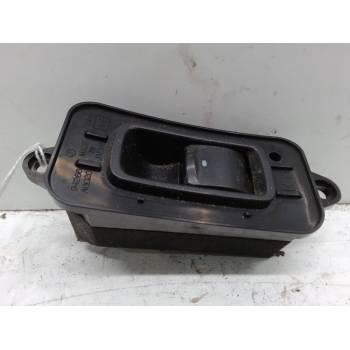 MANDO ELEVALUNAS DELANTERO DERECHO 94266AG020 