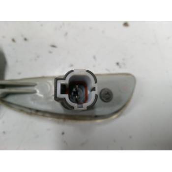 INTERMITENTE LATERAL IZQUIERDO 923021J0 