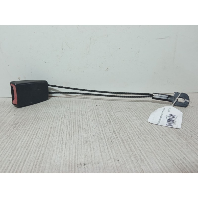 Recambio de anclaje cinturon trasero central para mercedes-benz clase a (w168) a 170 cdi (168.009, 168.109) referencia OEM IAM 1