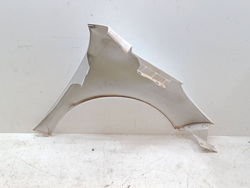 Recambio de aleta delantera izquierda para peugeot 207/207+ (wa_, wc_) 1.4 referencia OEM IAM   