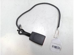 Recambio de anclaje cinturon trasero central para kia carens iv 1.7 crdi referencia OEM IAM