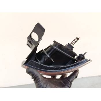 PILOTO TRASERO DERECHO 6l6945096c 