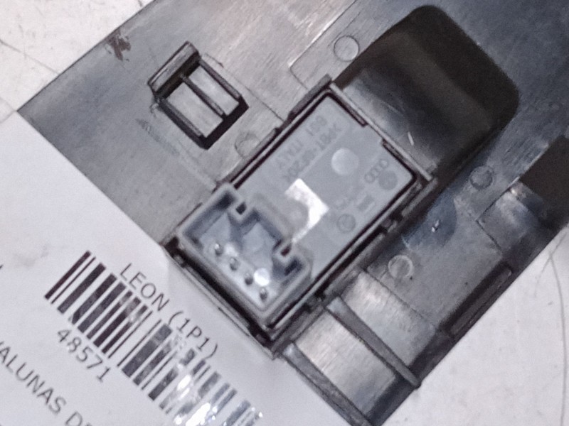 Recambio de mando elevalunas delantero derecho para seat leon (1p1) 1.6 referencia OEM IAM   
