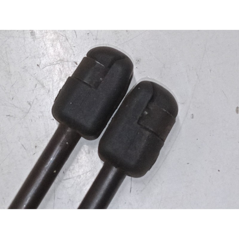 Recambio de amortiguadores malet/porton para renault scénic ii (jm0/1_) 1.6 16v (jm1r) referencia OEM IAM   