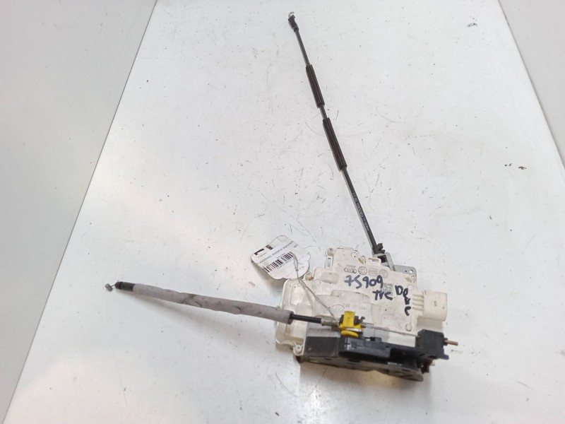 Recambio de cerradura puerta trasera derecha para seat leon (1p1) 1.2 tsi referencia OEM IAM   