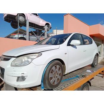 HYUNDAI i30 (FD) de desguace