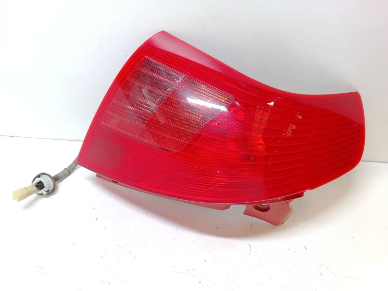 Recambio de piloto trasero izquierdo para suzuki swift iii (mz, ez) 1.3 (rs 413) referencia OEM IAM   