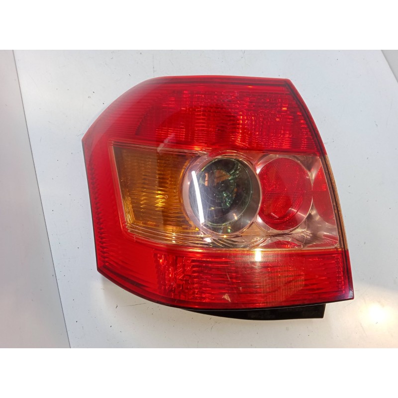 Recambio de piloto trasero izquierdo para toyota corolla (_e12_) 1.6 vvt-i (zze121_) referencia OEM IAM 8155002301  