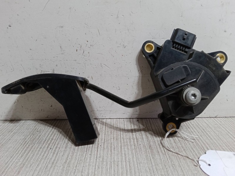 Recambio de pedal acelerador para nissan x-trail ii (t31) 2.0 dci 4x4 referencia OEM IAM   