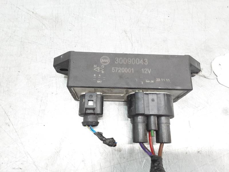 CAJA PRECALENTAMIENTO 30090043 