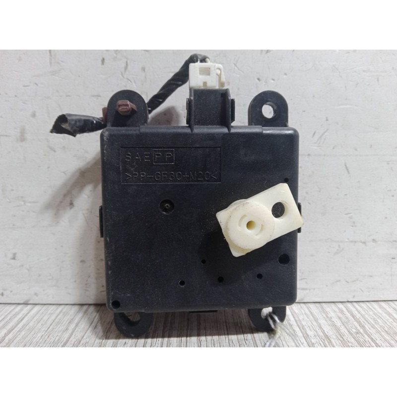 Recambio de motor apertura trampillas climatizador para nissan x-trail ii (t31) 2.0 dci 4x4 referencia OEM IAM   