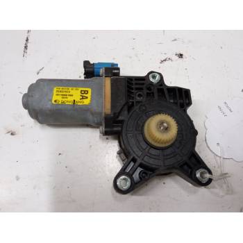 MOTOR ELEVALUNA DELANTERO IZQUIERDO 