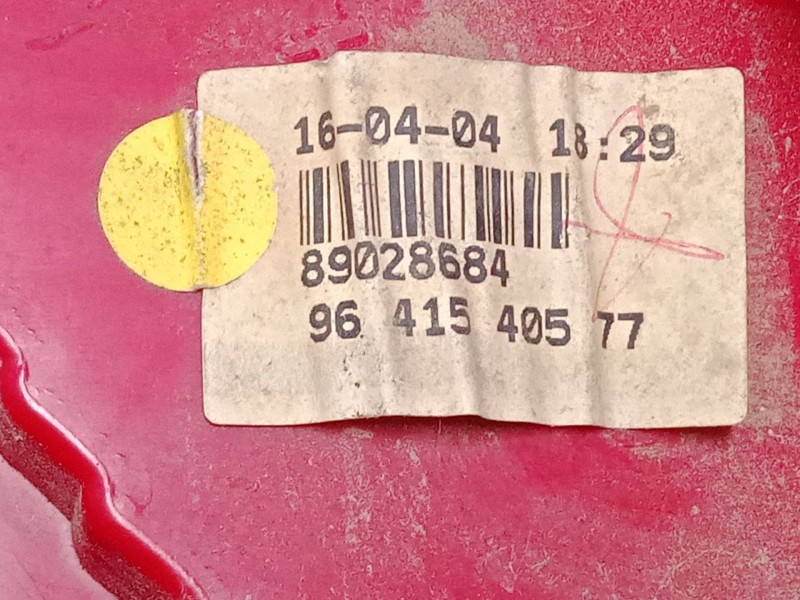 Recambio de piloto trasero derecho para peugeot 206 sw (2e/k) 1.4 16v referencia OEM IAM 89028684  