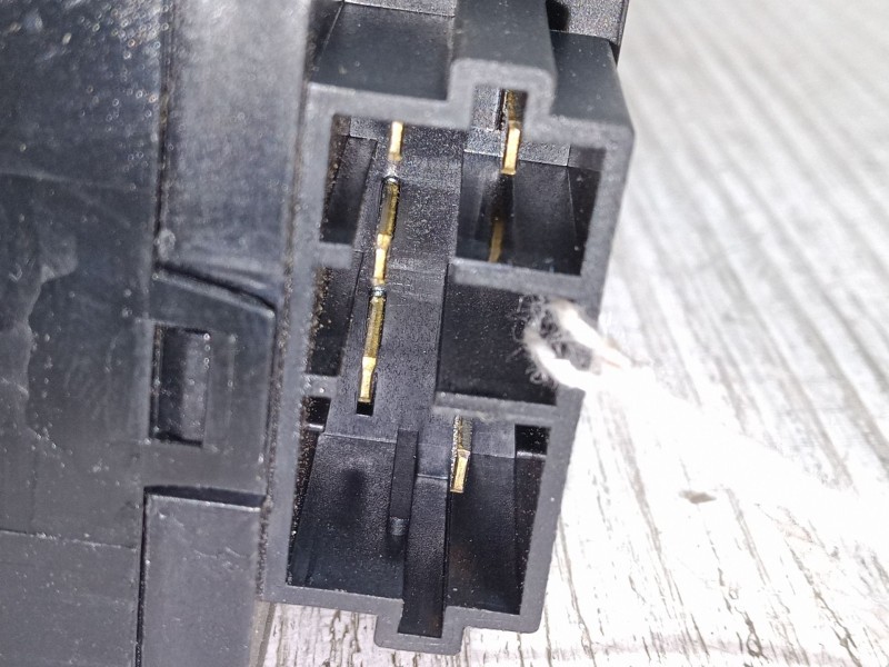 Recambio de mando elevalunas central para peugeot 206 hatchback (2a/c) 1.4 i referencia OEM IAM   