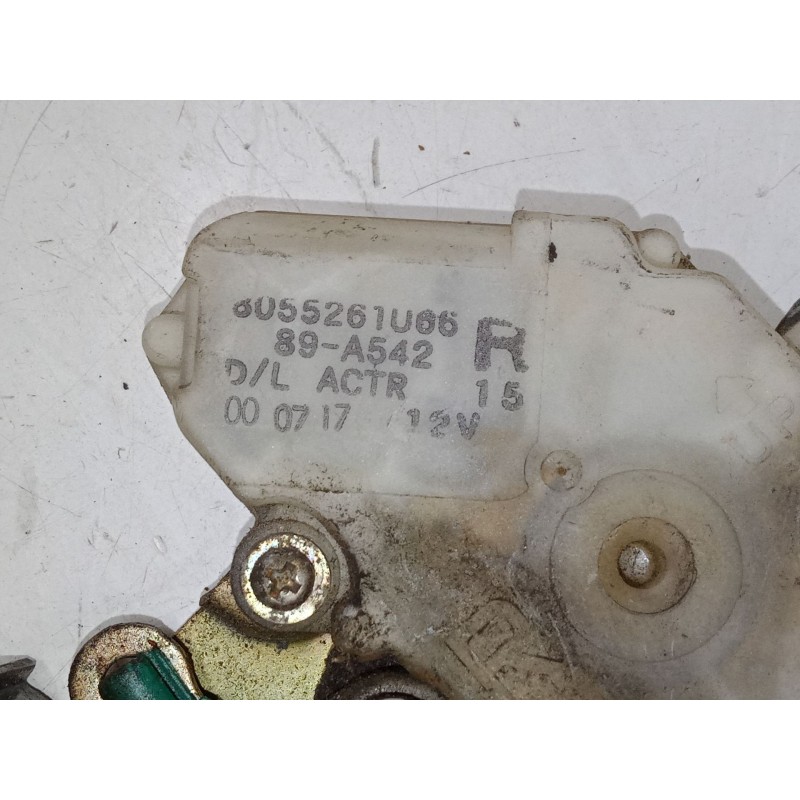 Recambio de cerradura puerta delantera derecha para nissan almera ii hatchback (n16) 2.2 di referencia OEM IAM 8055261066  